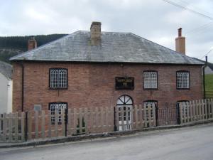 Happy Union Inn, Abbeycwmhir